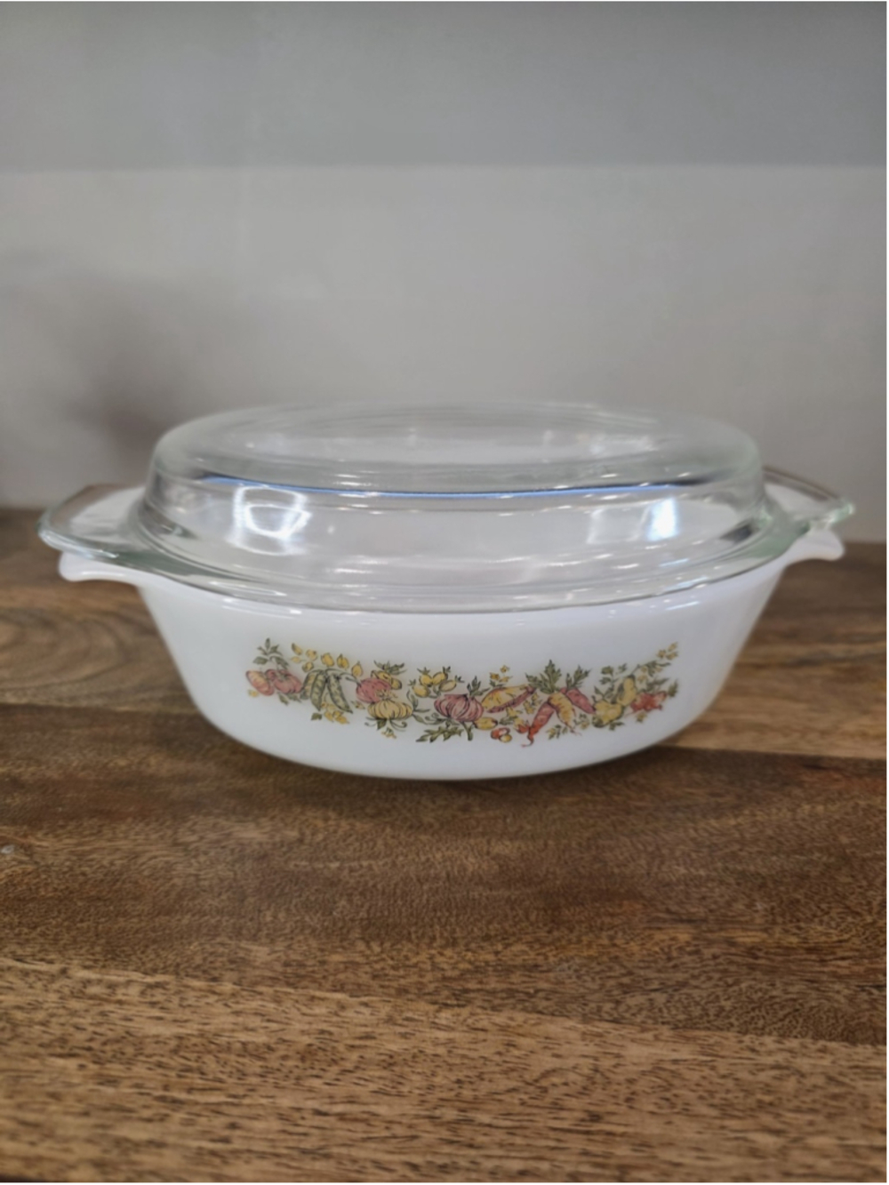 VTG Anchor Hocking Fire-King Vegetable Medley 1.5 Qt Oval Casserole Dish Lid USA